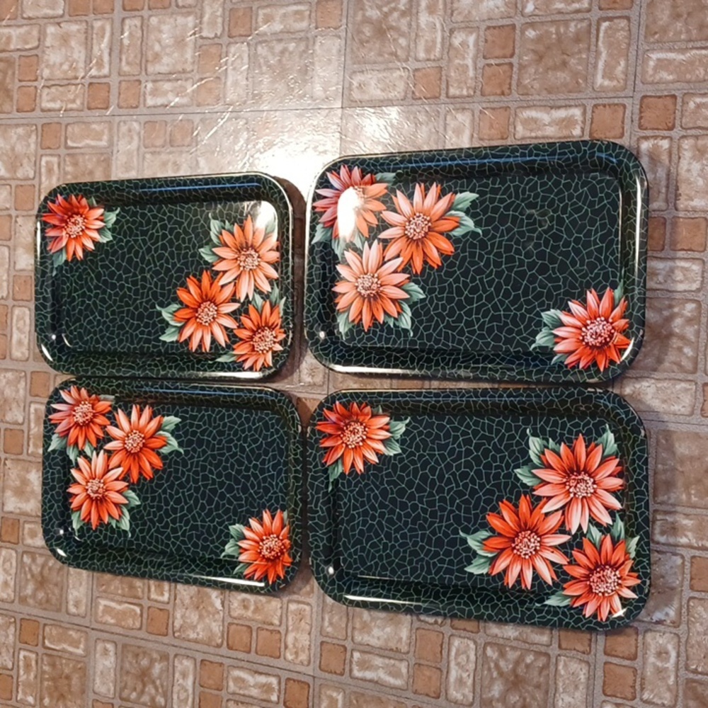 Vintage metal serving trays, set of 4, 14x9 inches, 1960's snack trays